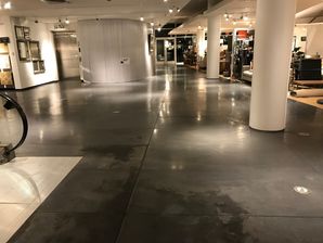 Furniture Store Concrete Cleaning and Refinish (2)